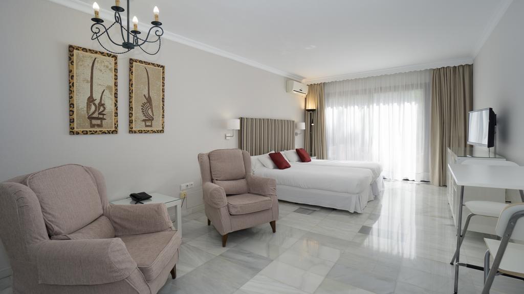 Апартаменты Club Jardines Del Puerto Марбелья Экстерьер фото