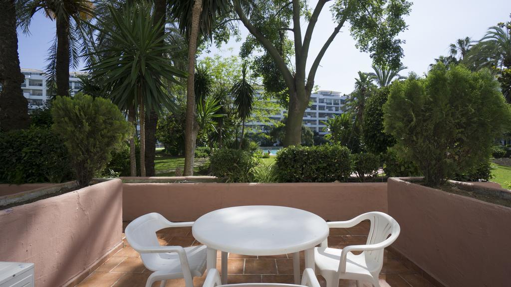 Апартаменты Club Jardines Del Puerto Марбелья Экстерьер фото