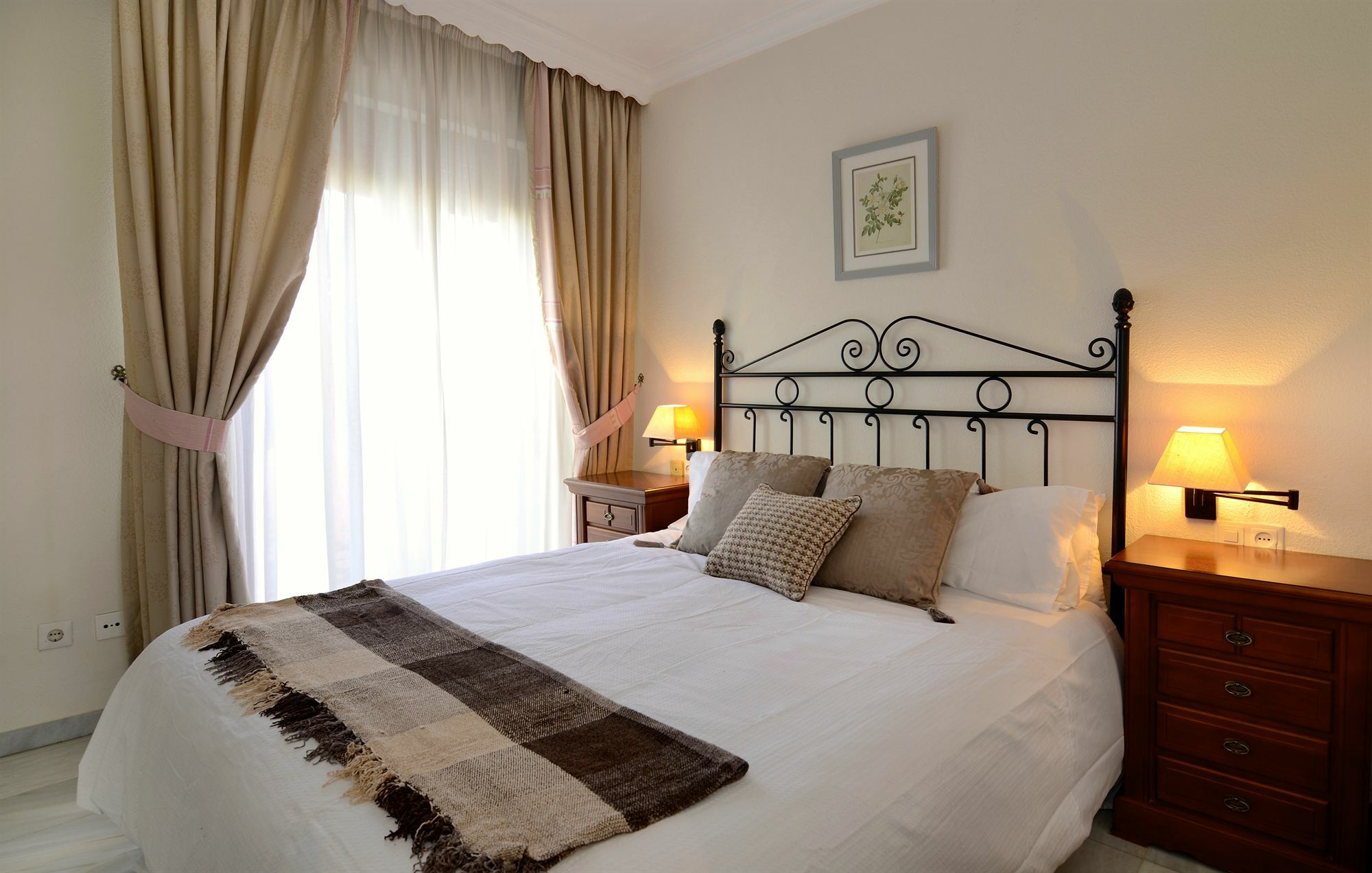 Апартаменты Club Jardines Del Puerto Марбелья Экстерьер фото