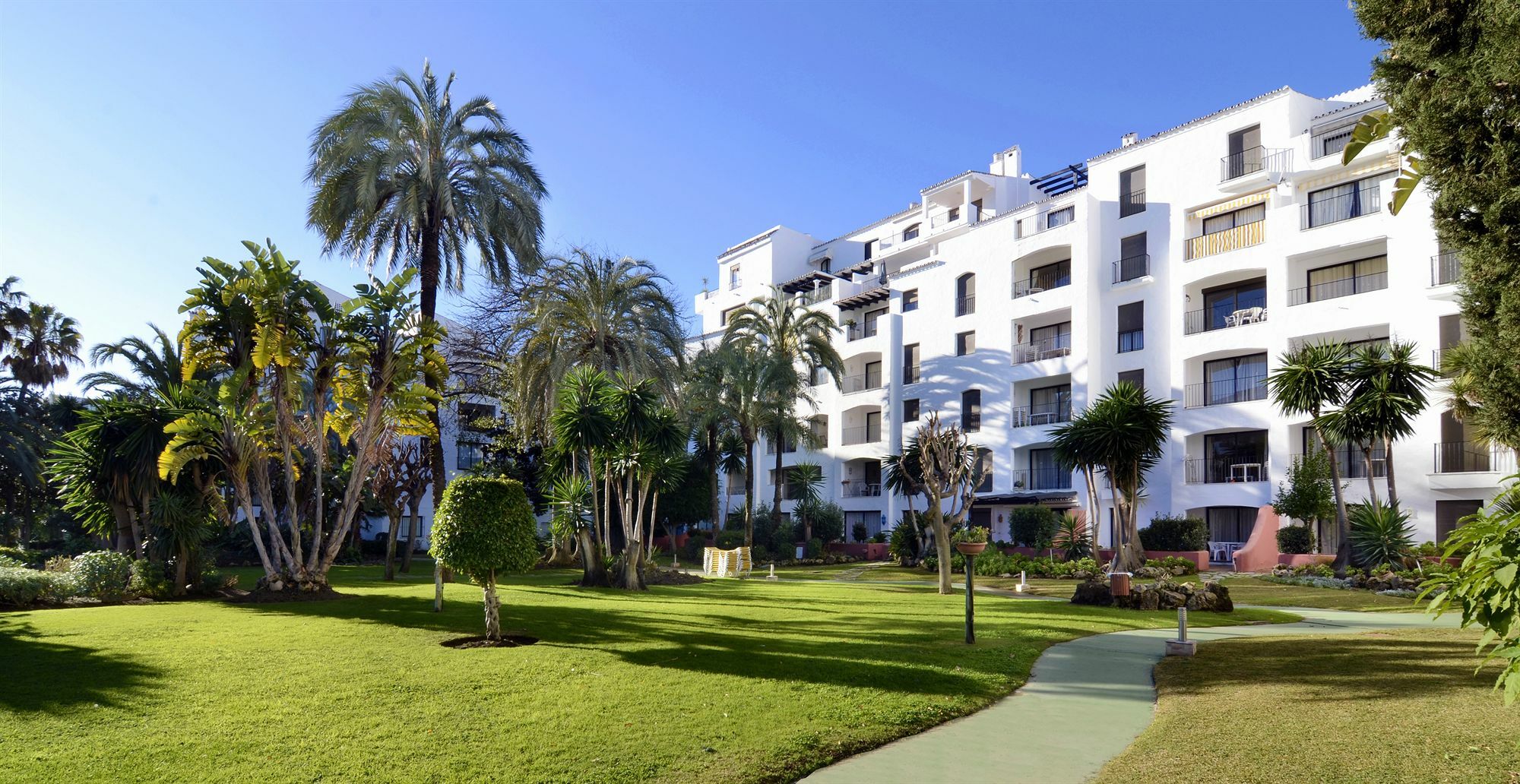 Апартаменты Club Jardines Del Puerto Марбелья Экстерьер фото
